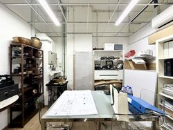 Oxley Bizhub (D14), Factory #635876811